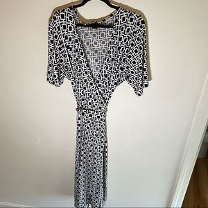 Ashley Stewart. Wrap Dress. Size 26/28. Black and White.